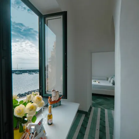 Dimore De Luca- Sea View Gasthof 4*