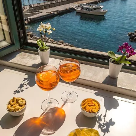 Dimore De Luca- Sea View Gasthof 4*