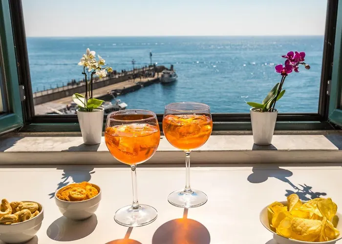 Dimore De Luca- Sea View 4* Амальфі